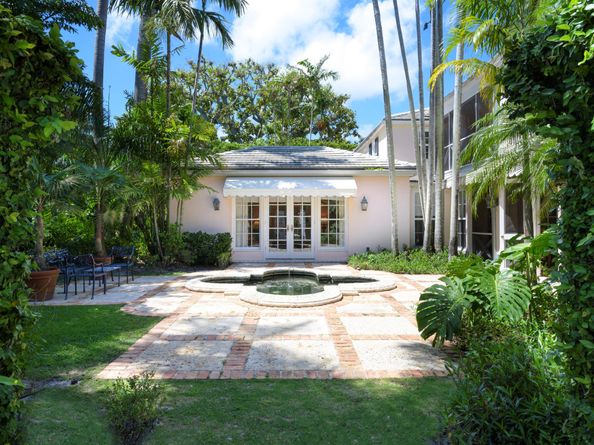 218 El Brillo Way, Palm Beach FL 33480