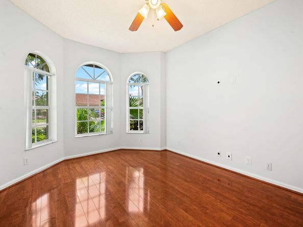 5217 NW 109th Ln, Coral Springs FL 33076