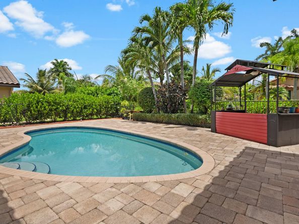 5217 NW 109th Ln, Coral Springs FL 33076