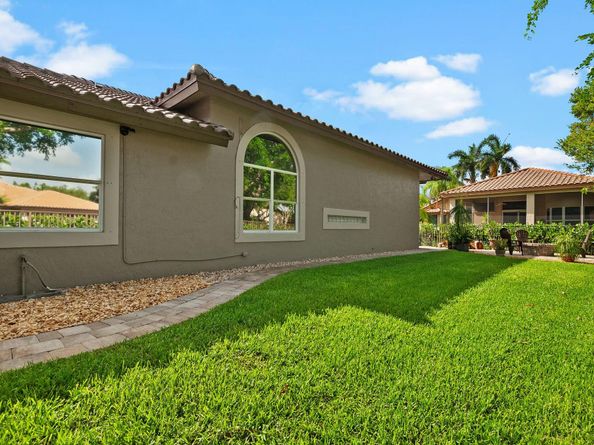 5217 NW 109th Ln, Coral Springs FL 33076