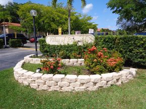 2651 Riverside Dr 1, Coral Springs FL 33065