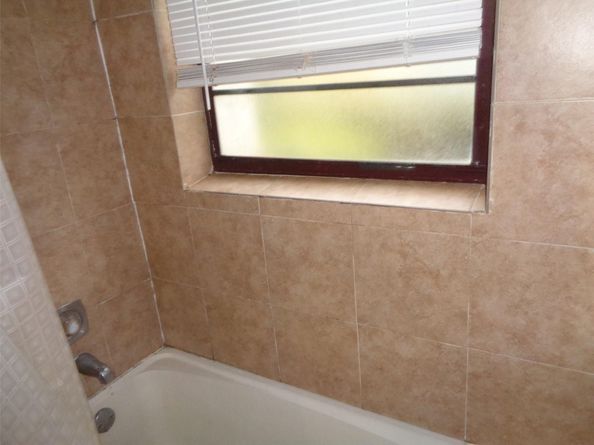 2651 Riverside Dr 1, Coral Springs FL 33065