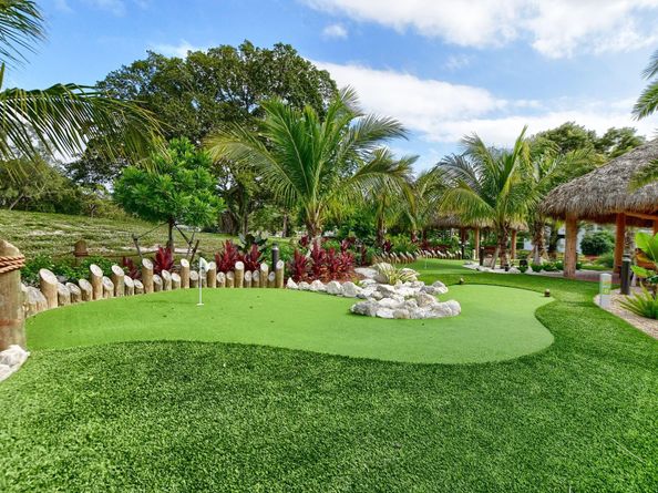 139 Oakridge J 139, Deerfield Beach FL 33442