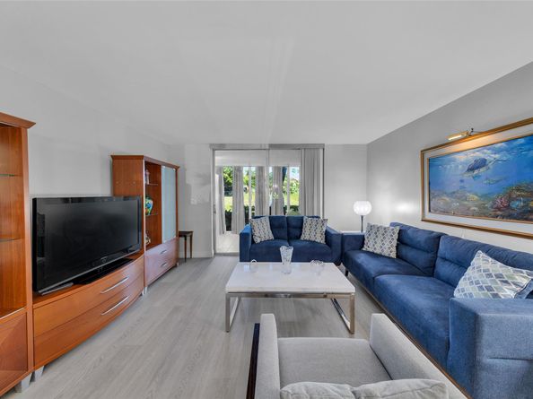 480 NW 76th Ave 107, Margate FL 33063