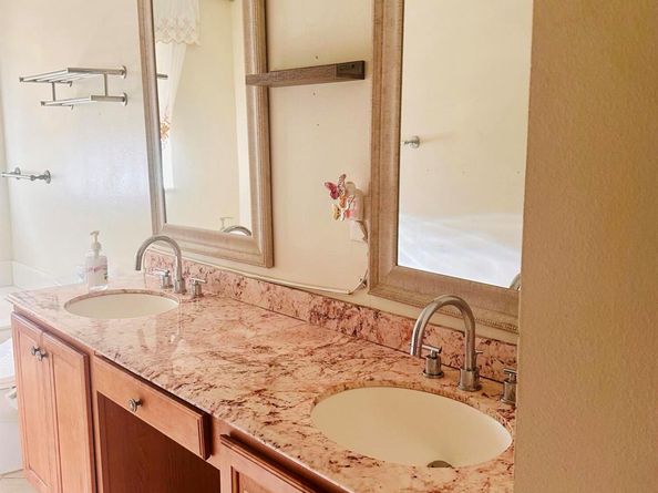 5200 Rising Comet Lane, Greenacres FL 33463