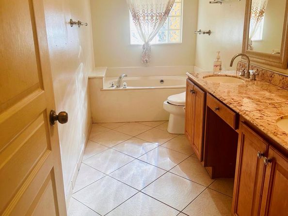 5200 Rising Comet Lane, Greenacres FL 33463