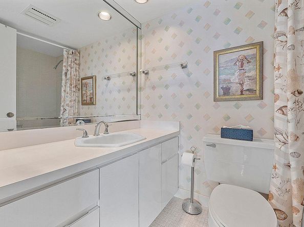 3310 S Ocean Boulevard 1030D, Highland Beach FL 33487