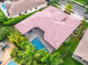 3852 Oak Ridge Cir, Weston FL 33331