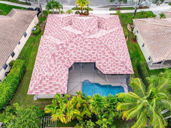 3852 Oak Ridge Cir, Weston FL 33331