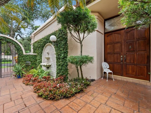 572 Deer Creek Via Genova, Deerfield Beach FL 33442