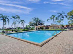 11884 SW 12th Pl 11884, Davie FL 33325