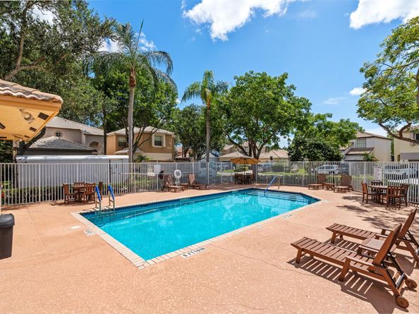 5309 Eagle Cay Ct, Coconut Creek FL 33073