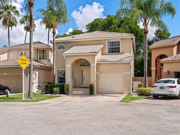 5309 Eagle Cay Ct, Coconut Creek FL 33073