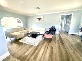 6921 SW 8TH St, North Lauderdale FL 33068