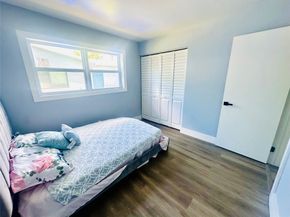 6921 SW 8TH St, North Lauderdale FL 33068