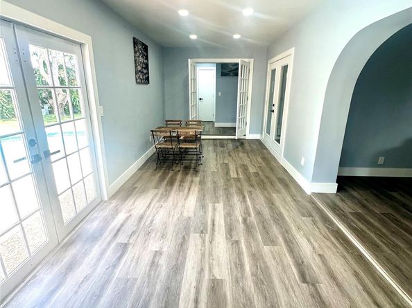 6921 SW 8TH St, North Lauderdale FL 33068