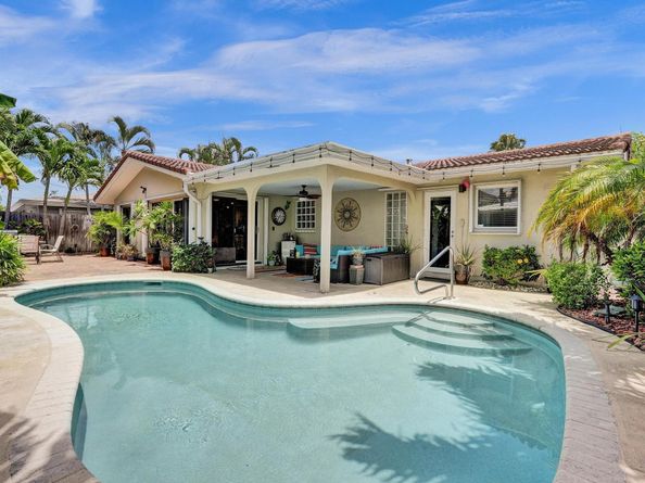1866 NE 33rd St, Oakland Park FL 33306