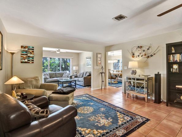1866 NE 33rd St, Oakland Park FL 33306