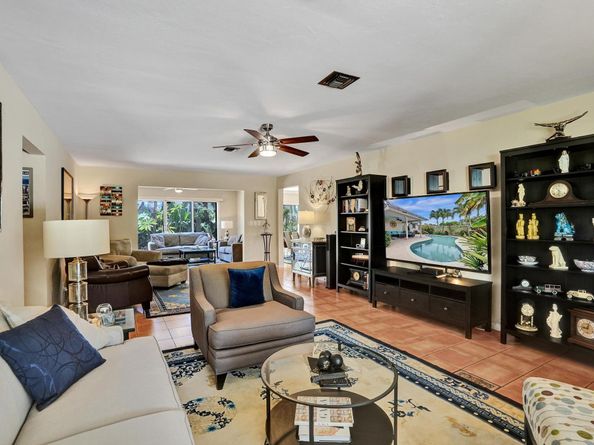 1866 NE 33rd St, Oakland Park FL 33306