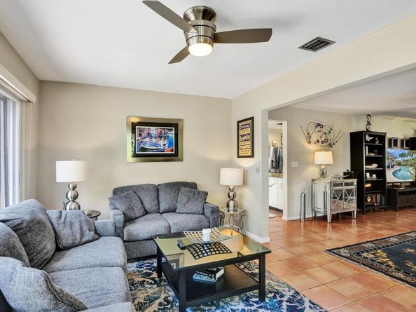1866 NE 33rd St, Oakland Park FL 33306