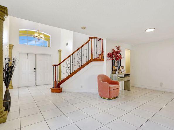 3385 Seabreeze Lane, Margate FL 33063