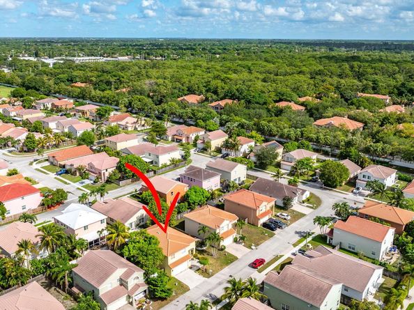 3385 Seabreeze Lane, Margate FL 33063