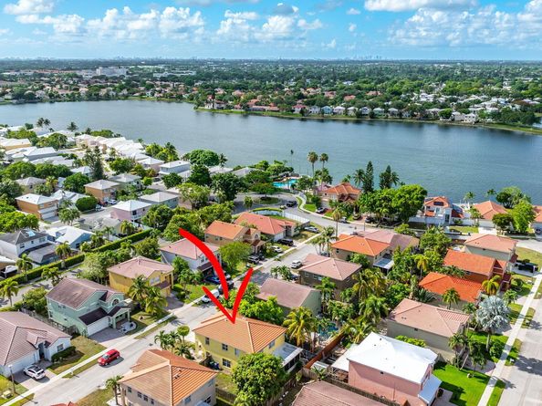 3385 Seabreeze Lane, Margate FL 33063