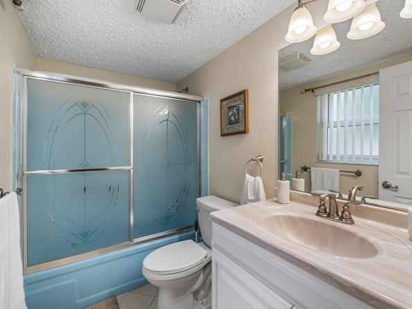 7360 NW 1st Street 208, Margate FL 33063