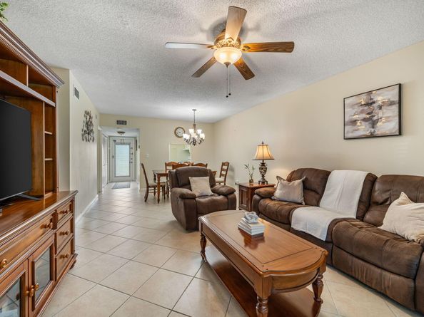 7360 NW 1st Street 208, Margate FL 33063