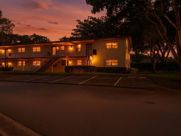 7360 NW 1st Street 208, Margate FL 33063