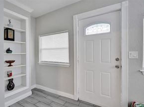924 Mcintosh St, West Palm Beach FL 33405