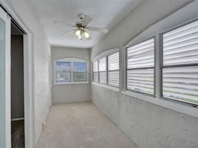 924 Mcintosh St, West Palm Beach FL 33405