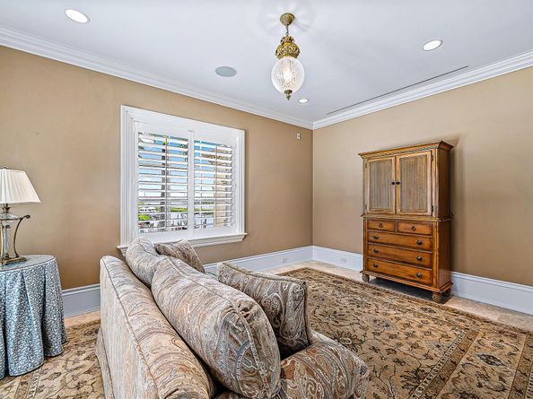 209 Commodore Drive, Jupiter FL 33477