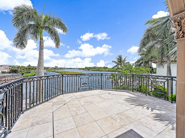 209 Commodore Drive, Jupiter FL 33477