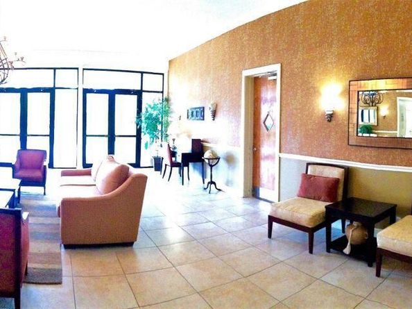 225 Bonnie Boulevard 106, Palm Springs FL 33461