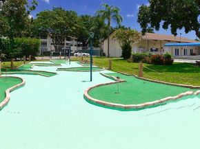 225 Bonnie Boulevard 106, Palm Springs FL 33461