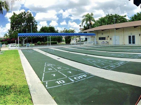 225 Bonnie Boulevard 106, Palm Springs FL 33461