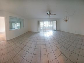 225 Bonnie Boulevard 106, Palm Springs FL 33461