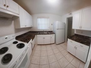 225 Bonnie Boulevard 106, Palm Springs FL 33461