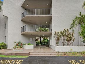 3100 Riverside Dr 109, Coral Springs FL 33065