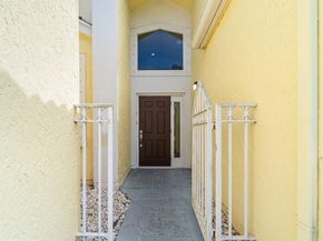 13917 Palm Grove Place, Palm Beach Gardens FL 33418