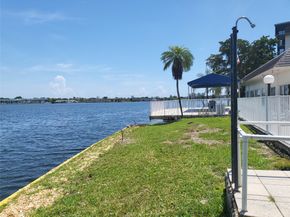 1075 NE Miami Gardens Dr 706, Miami FL 33179