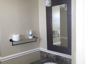 1075 NE Miami Gardens Dr 706, Miami FL 33179