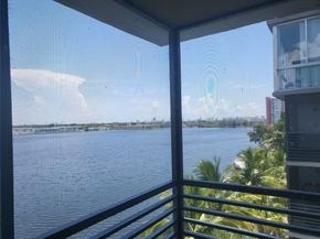 1075 NE Miami Gardens Dr 706, Miami FL 33179
