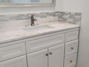 1075 NE Miami Gardens Dr 706, Miami FL 33179
