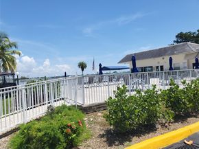 1075 NE Miami Gardens Dr 706, Miami FL 33179