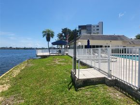 1075 NE Miami Gardens Dr 706, Miami FL 33179