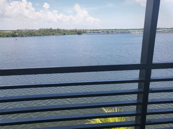 1075 NE Miami Gardens Dr 706, Miami FL 33179