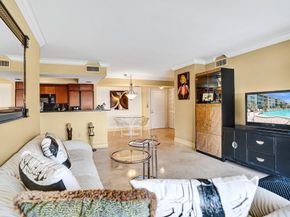 99 SE Mizner Boulevard 802, Boca Raton FL 33432