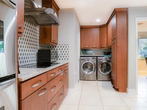 4131 Bayview Dr, Fort Lauderdale FL 33308